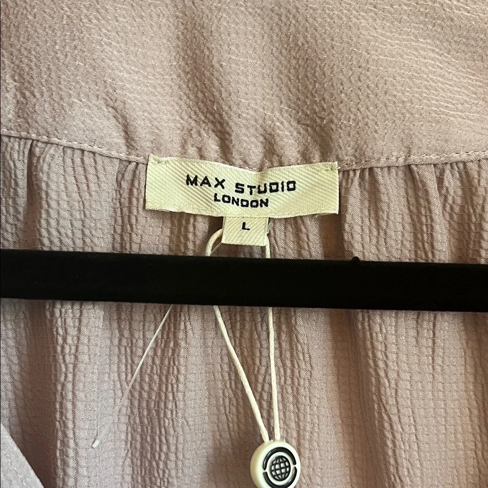 NWT  Max Studio Soft Pink Blouse - Picture 2 of 6